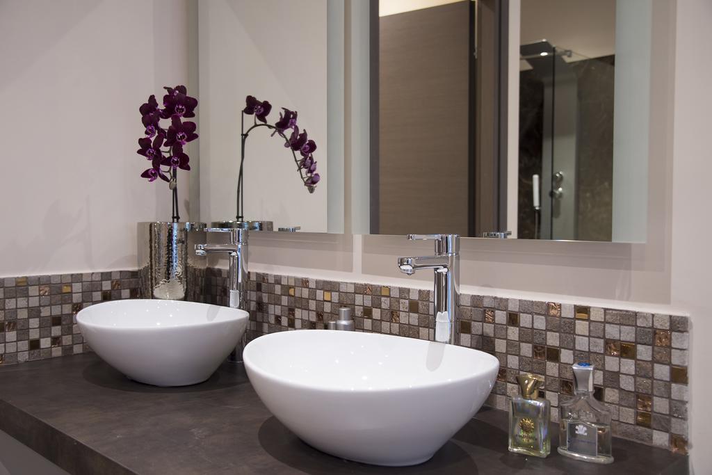 Colonna 18 By Ghor 2* Roma