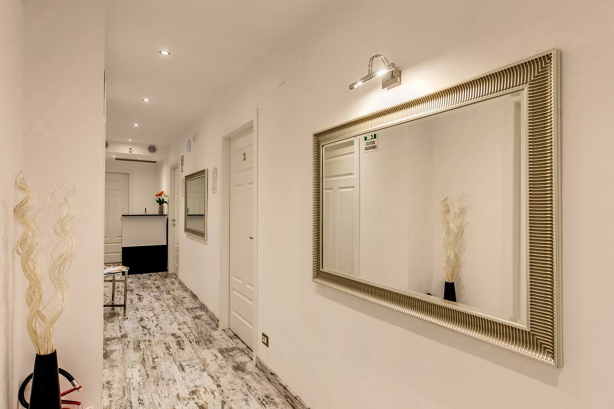 Colonna 18 By Ghor 2* Roma