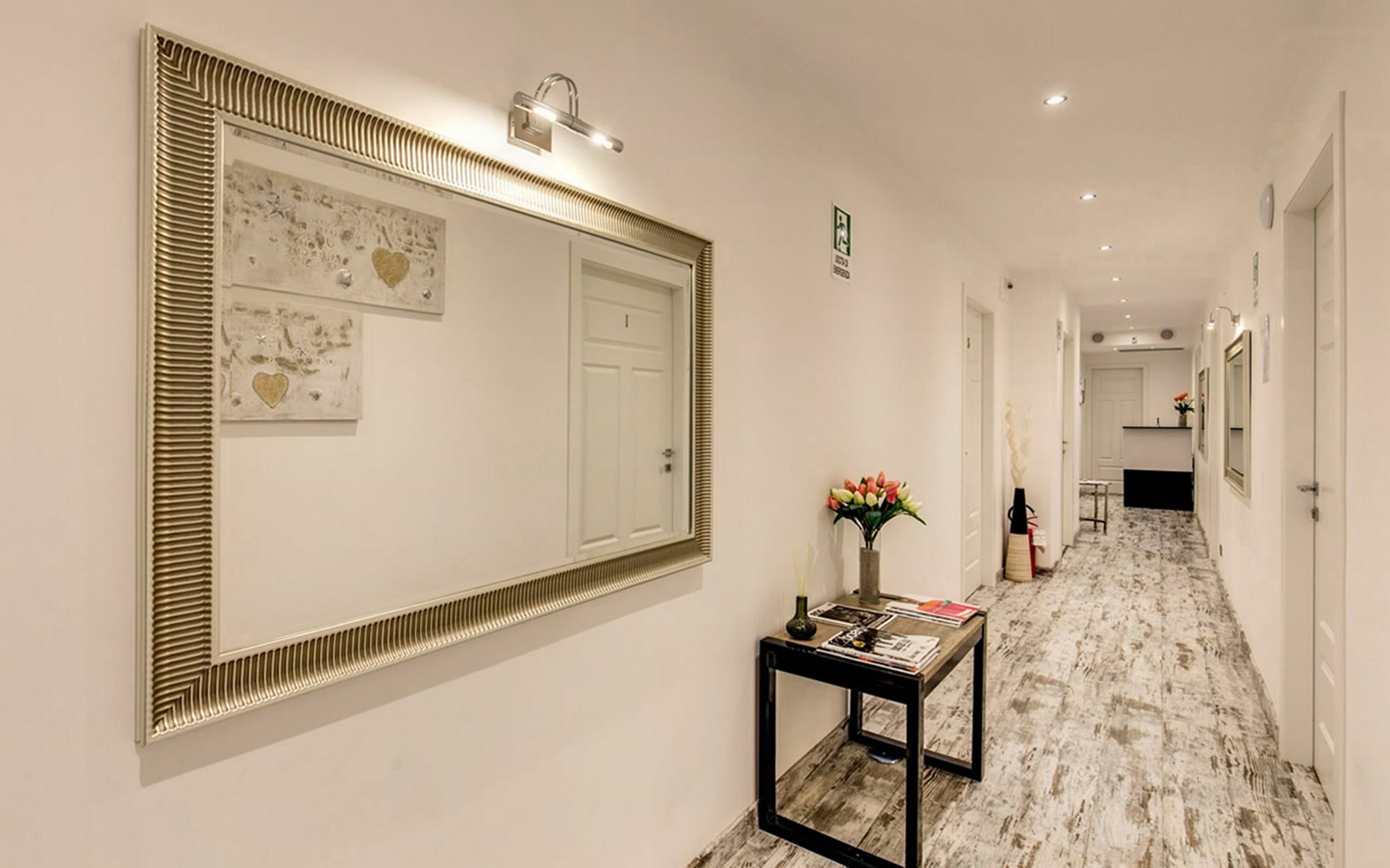 Colonna 18 By Ghor 2* Roma