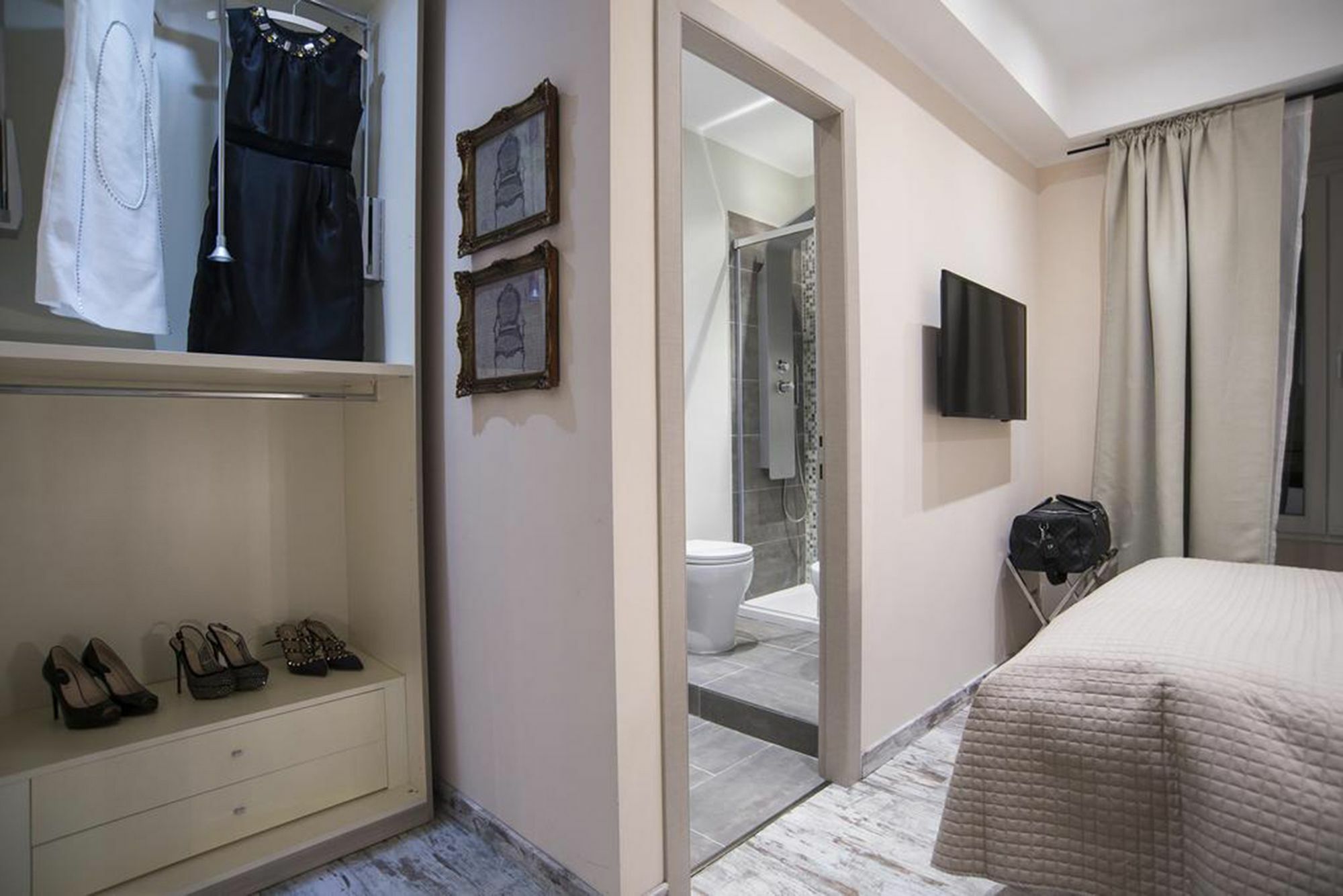 Colonna 18 By Ghor 2* Roma